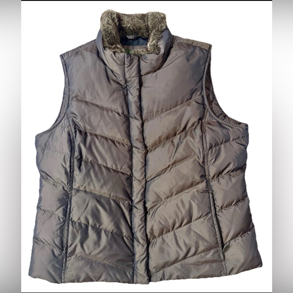 Eddie Bauer Quilted Premium Goose Down Vest XL Lightweight Warm Outdoors Hiking